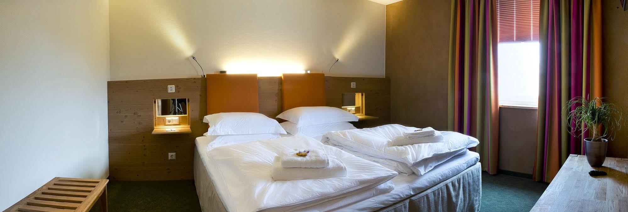 Sonn'Idyll Hotel & Saunalandschaft Rathenow Exterior foto